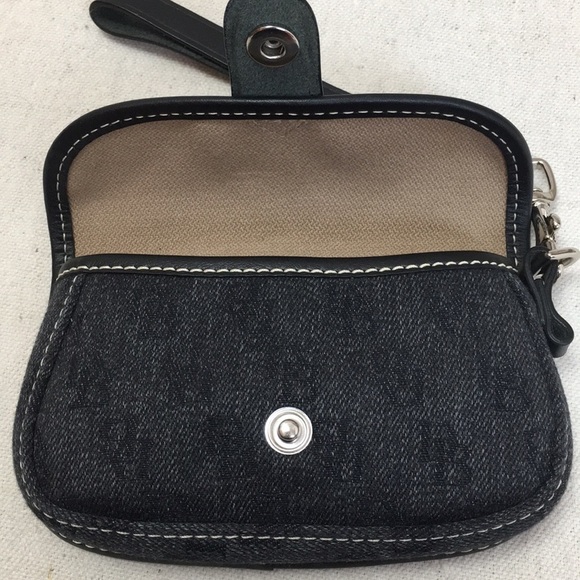 Dooney & Bourke Leather Trim Wristlet - Picture 6 of 8